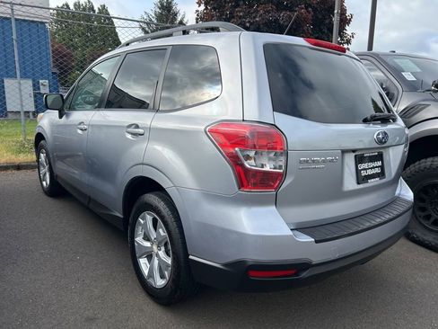 Used 2014 Subaru Forester 2.5i Premium AWD/4WD image 2