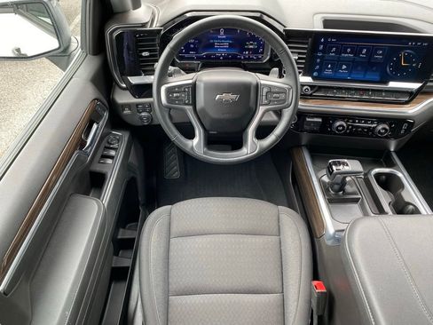 Used 2024 Chevrolet Silverado 1500 LT Trail Boss w/ Protection Package image 27