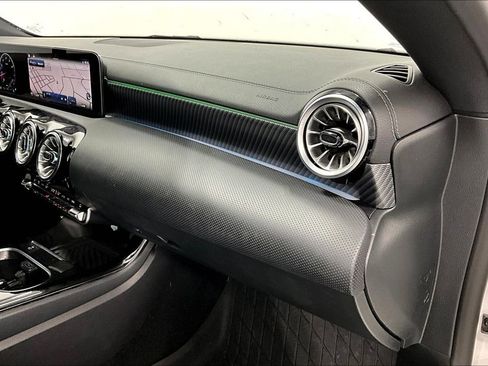 Used 2024 Mercedes-Benz CLA 250 image 19