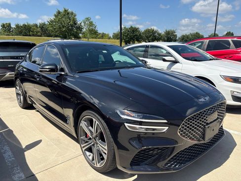 Used 2024 Genesis G70 2.5T w/ Sport Prestige Package RWD image 3