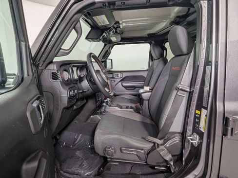 Used 2024 Jeep Wrangler Unlimited Rubicon AWD/4WD image 13