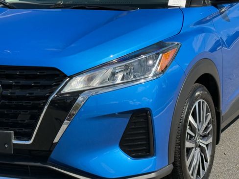 Used 2023 Nissan Kicks SV image 10