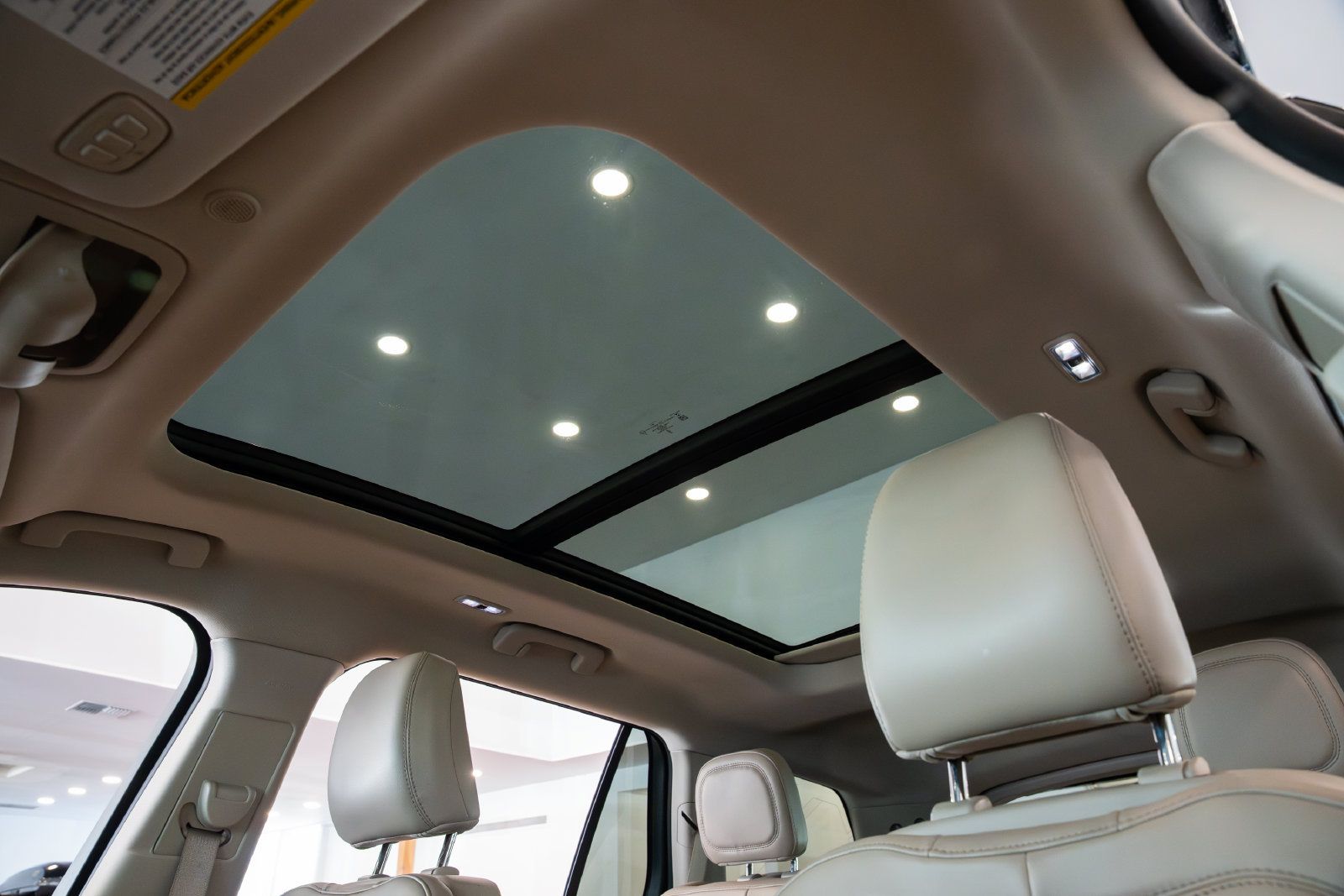 Used 2022 Lincoln Aviator Reserve RWD image 15
