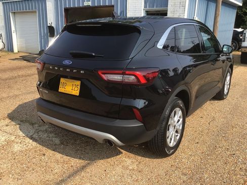 Used 2024 Ford Escape Active FWD image 12