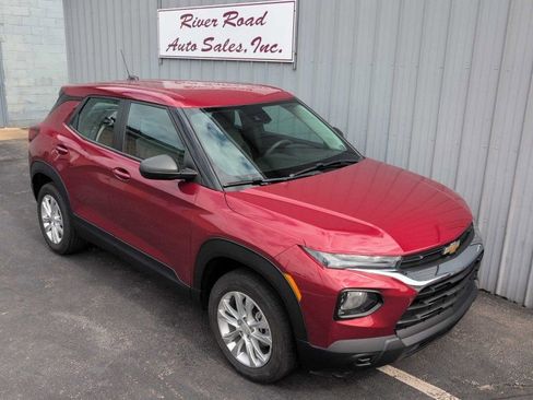 Used 2021 Chevrolet TrailBlazer LS image 3