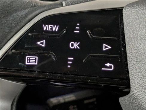 Used 2023 Audi Q4 e-tron Premium Plus w/ Premium Plus image 16