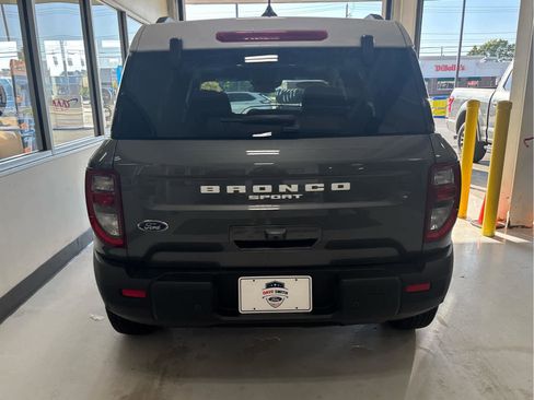 Used 2025 Ford Bronco Sport Heritage w/ Convenience Package image 6