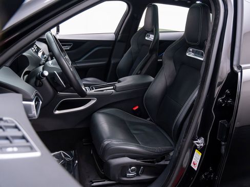 Used 2020 Jaguar F-PACE S image 14