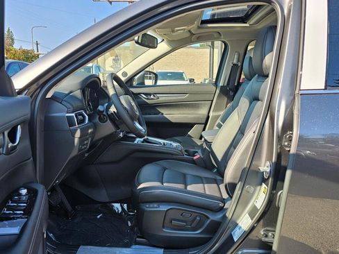 New 2025 MAZDA CX-5 AWD 2.5 S w/ Premium Plus Pkg image 16