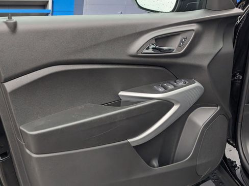 New 2026 Chevrolet Trax RS w/ Driver Confidence Package image 23