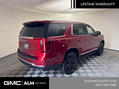 New 2026 GMC Yukon Denali w/ Sun & Power Step Package AWD/4WD image 6