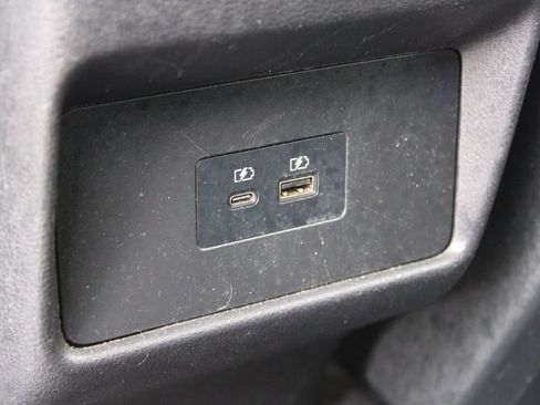 Used 2023 Nissan Rogue SV image 27