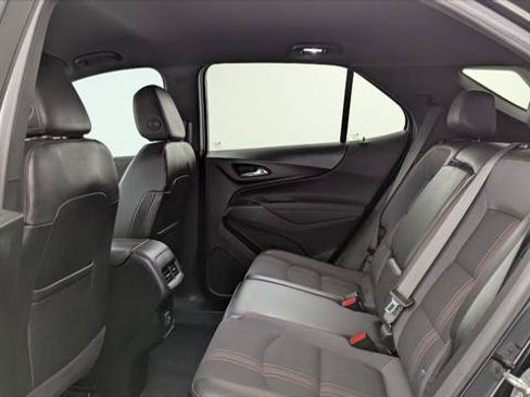 Used 2022 Chevrolet Equinox RS FWD image 17