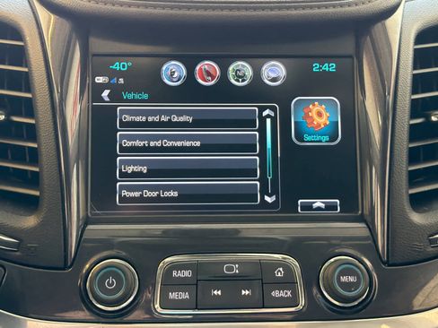 Used 2020 Chevrolet Impala LT FWD image 40