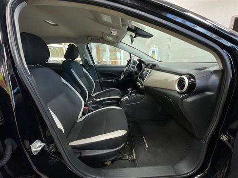 Used 2020 Nissan Versa SV FWD image 26