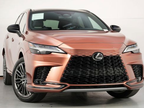 Used 2023 Lexus RX 500h F Sport image 4