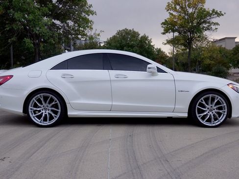Used 2015 Mercedes-Benz CLS 400 image 13