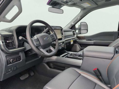 New 2025 Ford F250 Lariat w/ Lariat Ultimate Package image 7