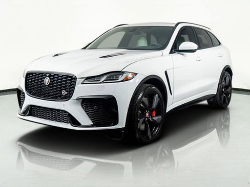 Used 2022 Jaguar F-PACE SVR image 20