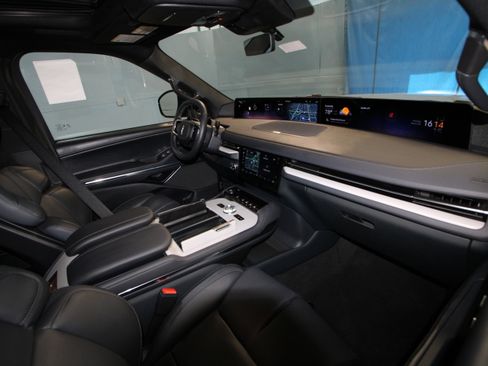 New 2026 Lincoln Navigator Reserve AWD/4WD image 20