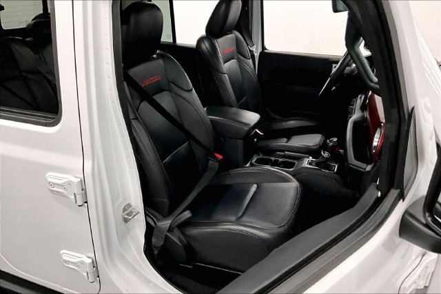 Used 2023 Jeep Gladiator Rubicon w/ LED Lighting Group AWD/4WD image 8