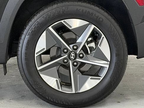 Certified 2025 Hyundai Tucson SEL AWD/4WD image 8