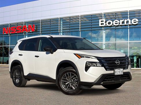 Certified 2025 Nissan Rogue S image 1