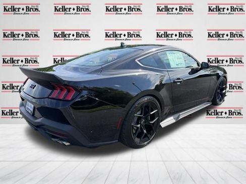 New 2026 Ford Mustang GT Premium w/ GT Performance Package RWD image 7