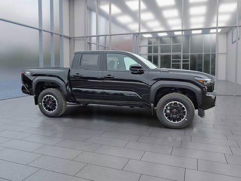 New 2026 Toyota Tacoma TRD Off-Road image 6