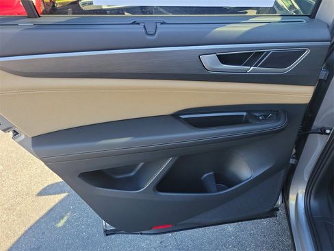 New 2026 Volkswagen Atlas Cross Sport SE image 11