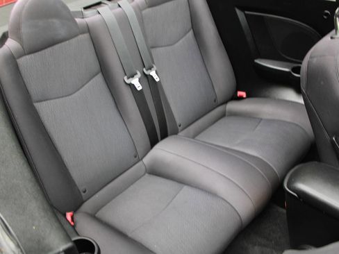 Used 2013 Chrysler 200 Touring image 31