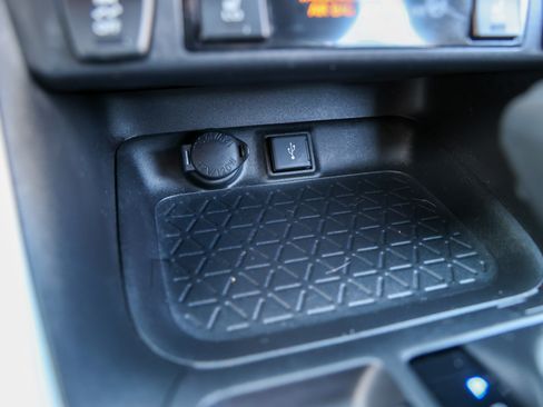 Used 2021 Toyota RAV4 XLE Premium FWD image 23
