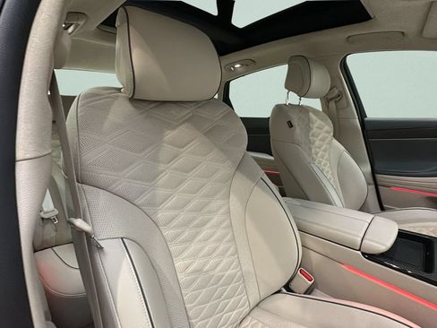 Certified 2025 Genesis G80 3.5T Sport Prestige AWD/4WD image 19