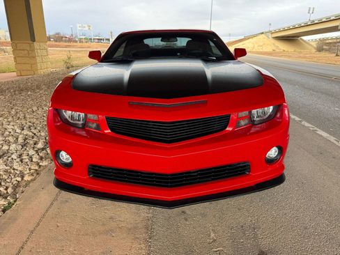 Used 2013 Chevrolet Camaro SS w/ SS Performance Package image 8