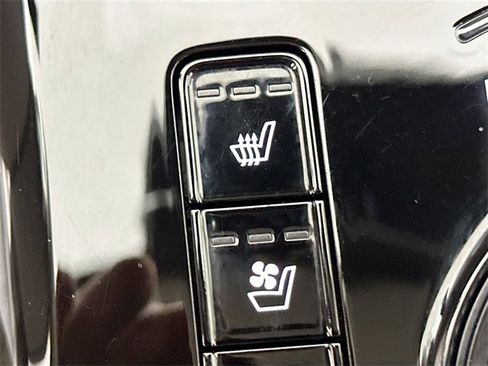 Used 2023 Kia Niro Wave w/ Wave Preserve Package image 22