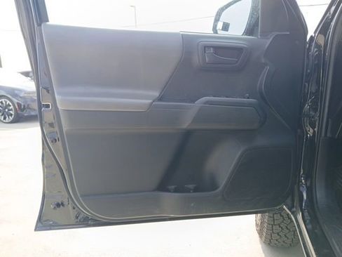 Used 2021 Toyota Tacoma SR w/ SR Convenience Package RWD image 15