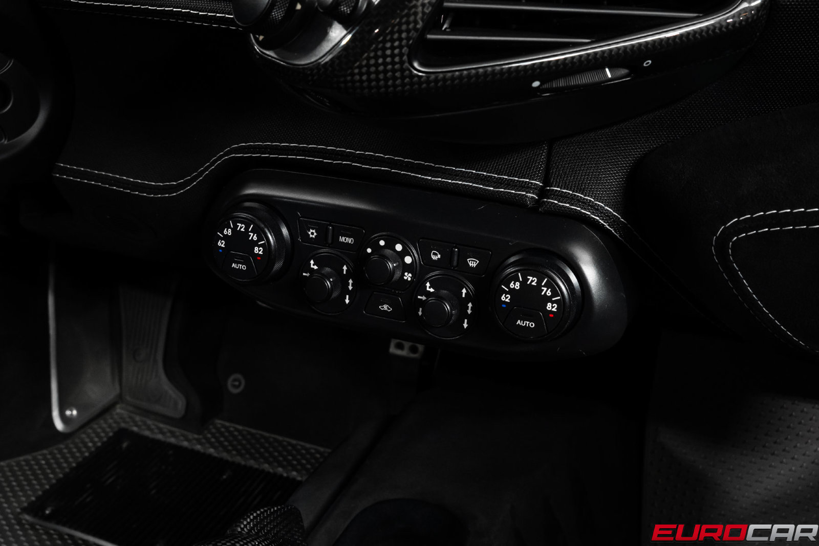 Used 2015 Ferrari 458 Speciale Coupe RWD image 35