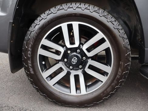 Used 2016 Toyota 4Runner Limited AWD/4WD image 44