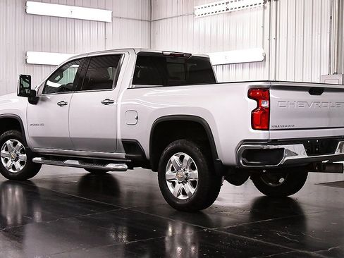 Used 2023 Chevrolet Silverado 2500 LTZ w/ LTZ Premium Package image 5