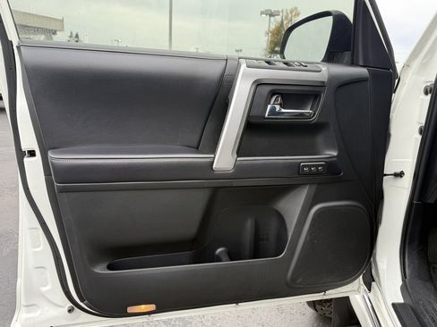 Used 2018 Toyota 4Runner Limited image 16