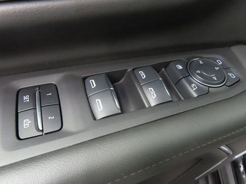 Used 2024 Chevrolet Tahoe High Country image 70