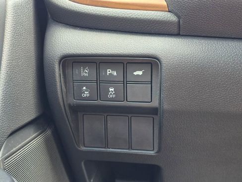 Used 2021 Honda CR-V Touring image 18