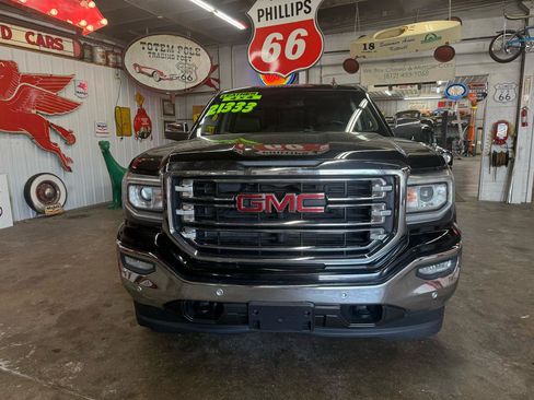 Used 2017 GMC Sierra 1500 SLT w/ Texas SLT Premium Package AWD/4WD image 4