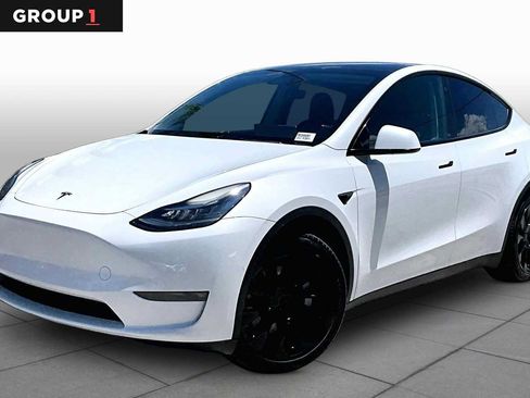 Used 2021 Tesla Model Y Long Range AWD/4WD image 1