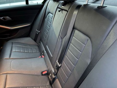 Used 2020 BMW 330i xDrive Sedan w/ Premium Package image 7