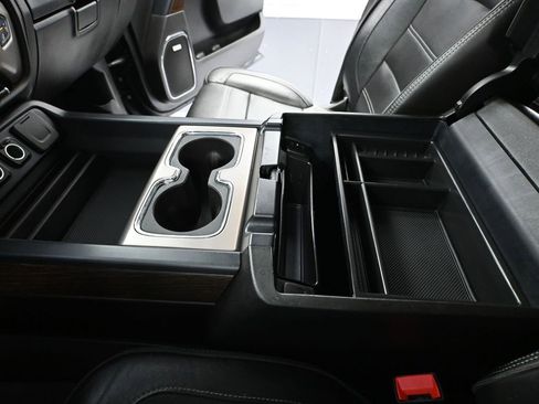 Used 2019 GMC Sierra 2500 Denali w/ Duramax Plus Package image 42