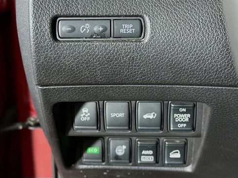 Used 2015 Nissan Rogue SL w/ SL Premium Package image 16