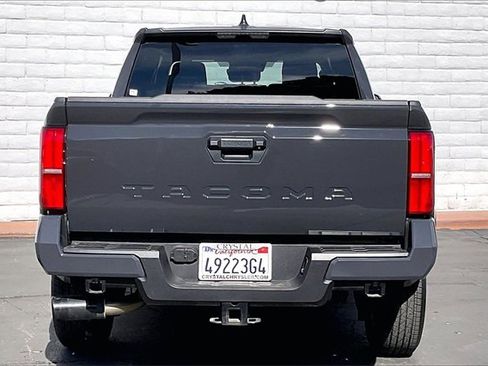 Used 2025 Toyota Tacoma SR5 image 3