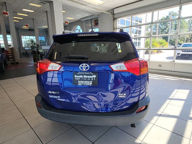 Used 2014 Toyota RAV4 XLE AWD/4WD image 9