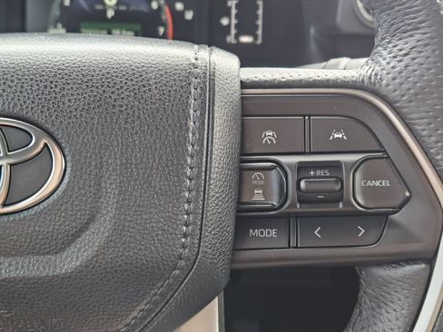Used 2024 Toyota Tacoma SR5 AWD/4WD image 28